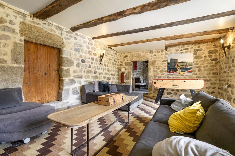 Property building, Living room