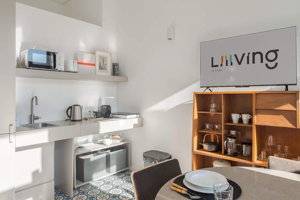Liiiving in Porto - Design Palace Studio Apartment in Porto