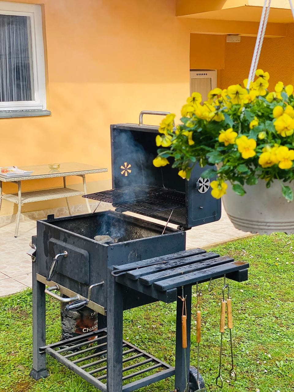 BBQ facilities, BBQ facilities, Garden, Dining area
