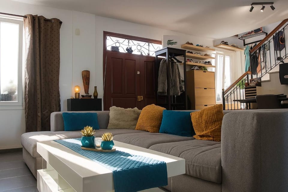 Communal lounge/ TV room, Game Room, TV and multimedia, Living room