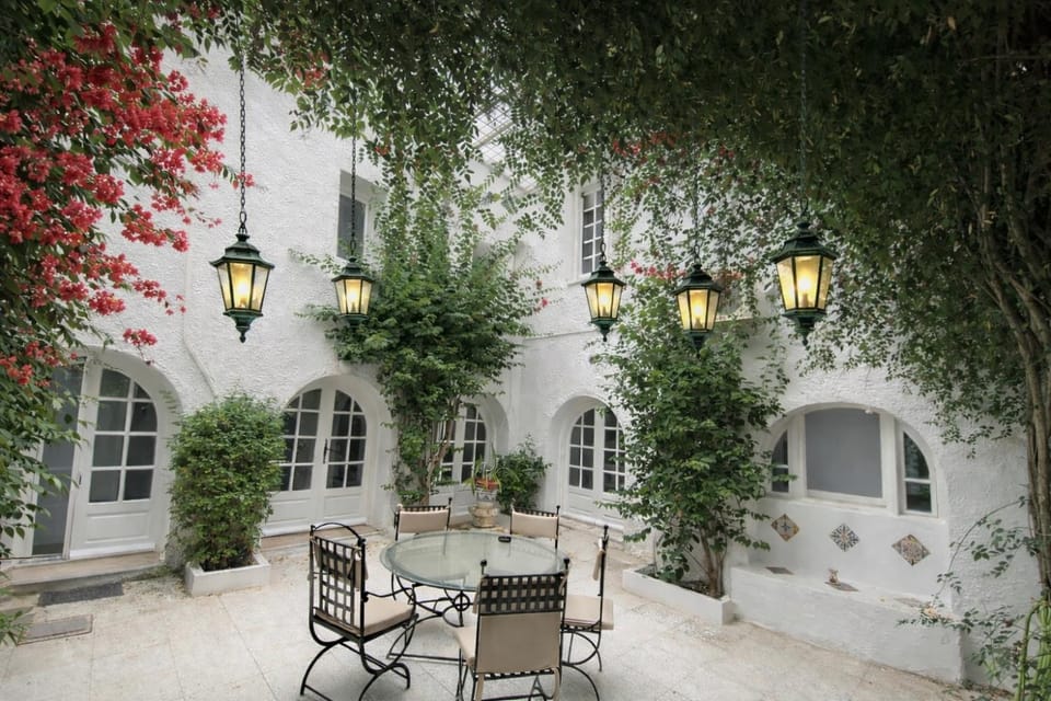 Inner courtyard view