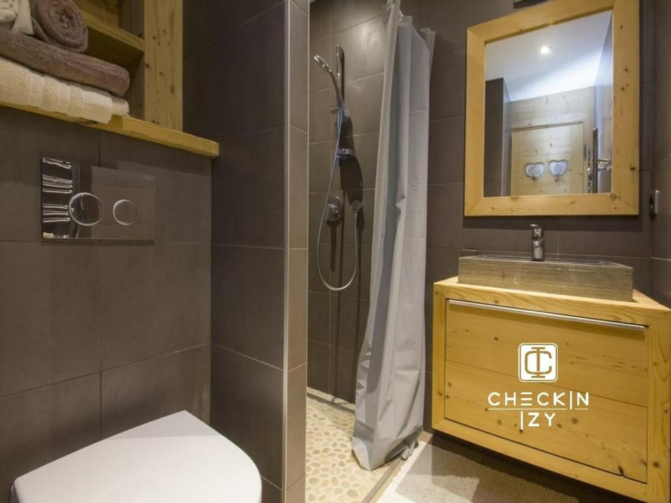 Studio cabine cosy Megève parking gratuit Cabin in Combloux