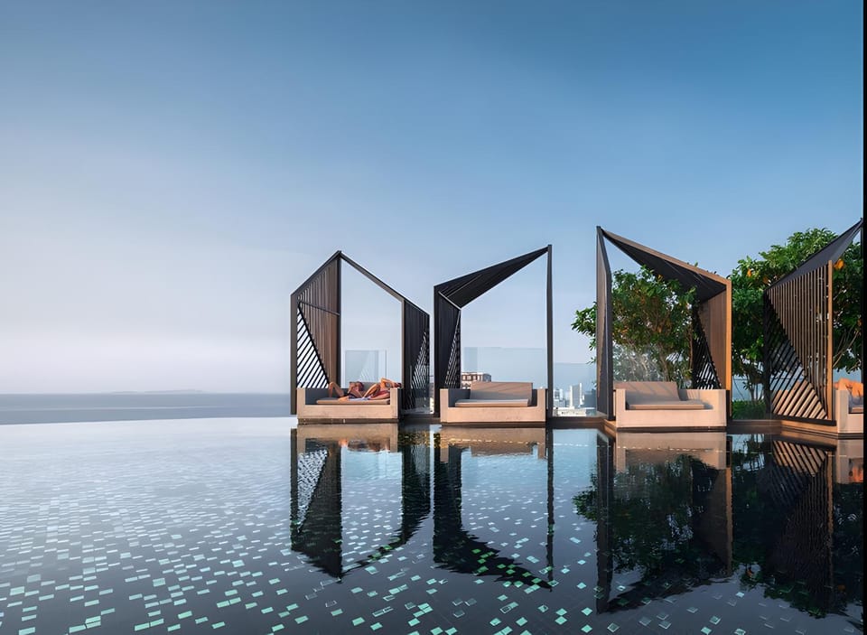 Edge - High Floor Sea View Condo with Rooftop Pool Apartment in Pattaya City
