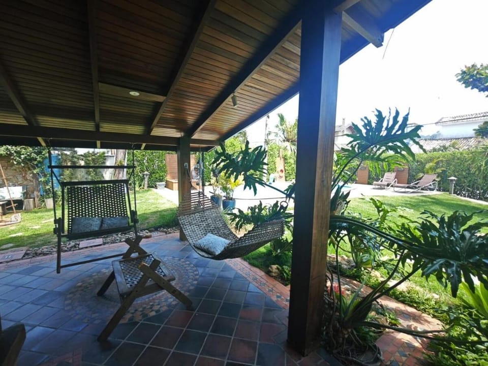 C146 Casa de 3 suítes com piscina em condomínio fechado na praia Cachoeira em Florianópolis Apartment in Florianopolis