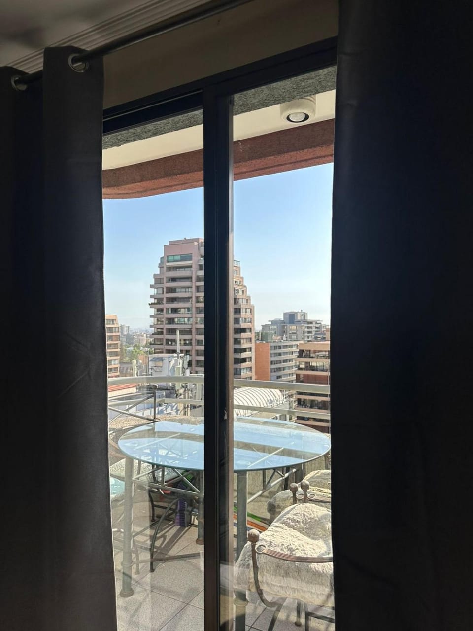 Las Condes Travel Suites Apartment in Providencia