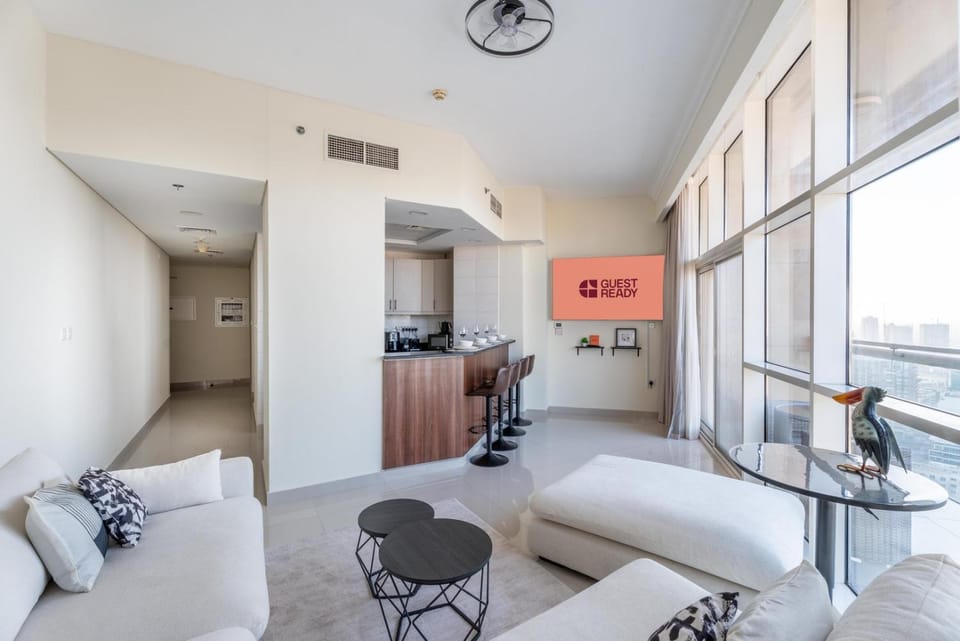 GuestReady - 1 BHK | Breathtaking Skyline Views Apartment in Dubai