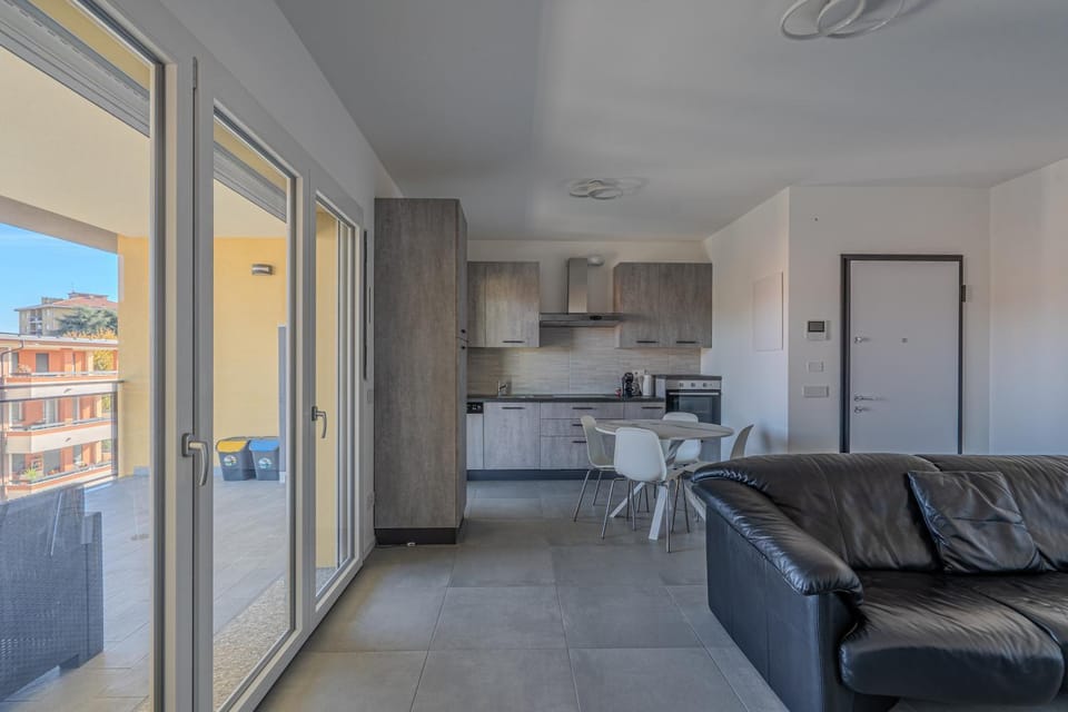 Kitchen or kitchenette, Living room, Seating area, stove