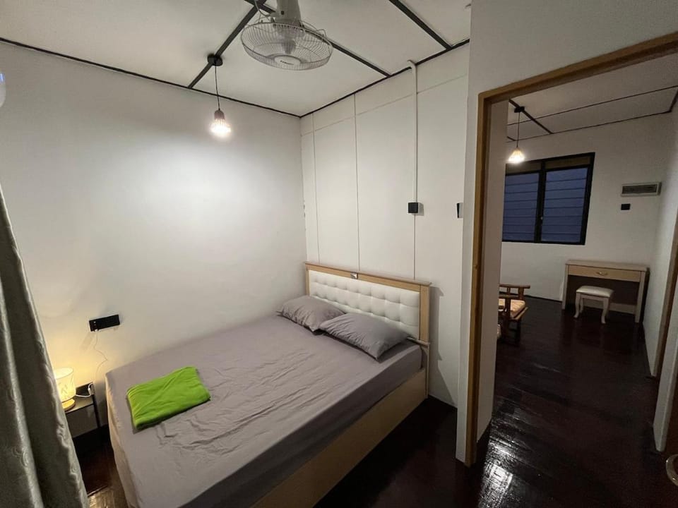 Menglembu Ipoh Homestay M21 Smart TV & WiFi ready House in Ipoh