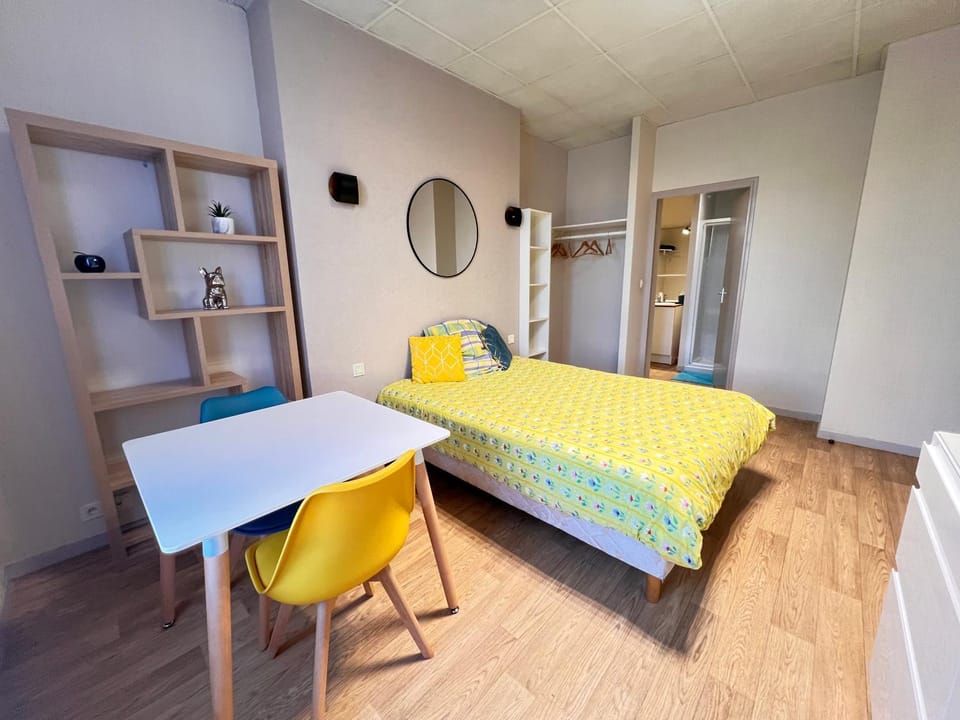 Bed, Bedroom