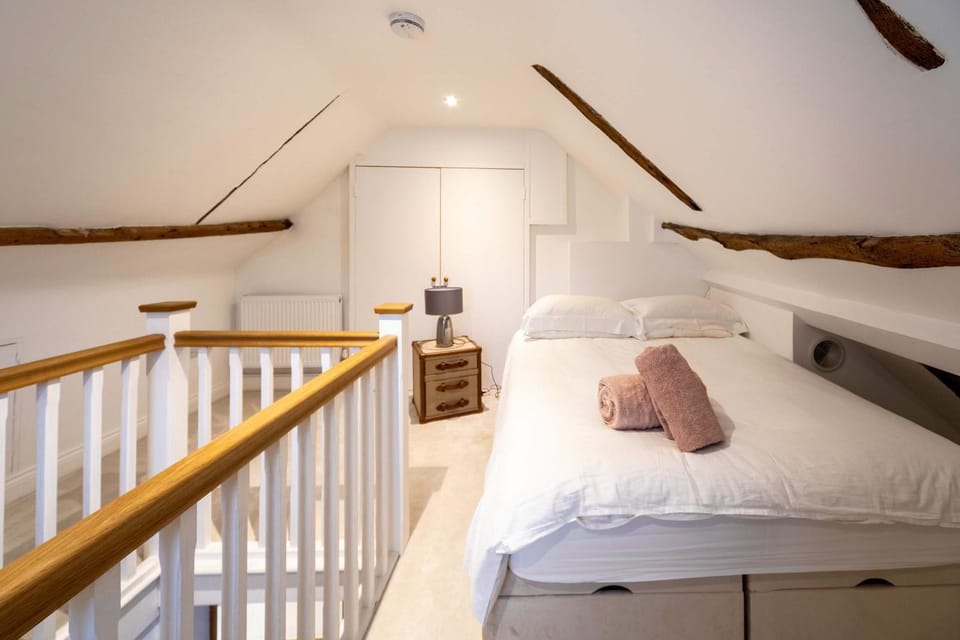 Charming 1 Bedroom Period Cottage in Sevenoaks House in Sevenoaks District