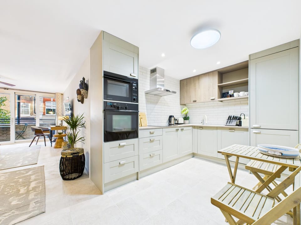 Wells Street Apartment Apartment in London Borough of Islington