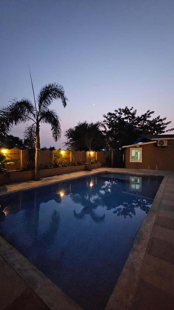 Night, Pool view