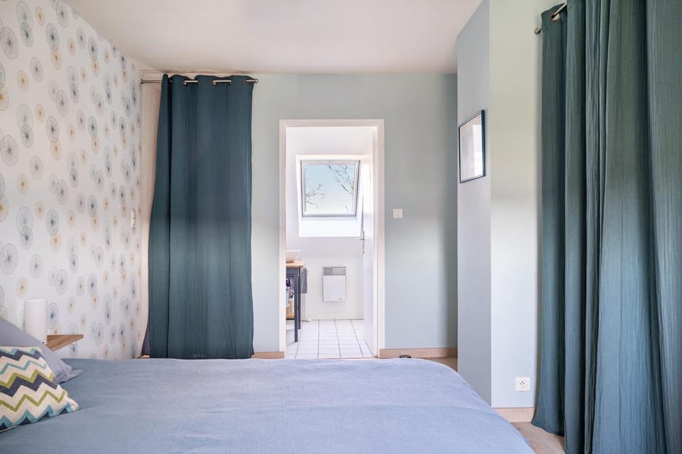 Living room, Bedroom