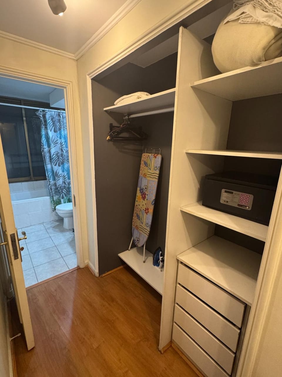 safe, wardrobe