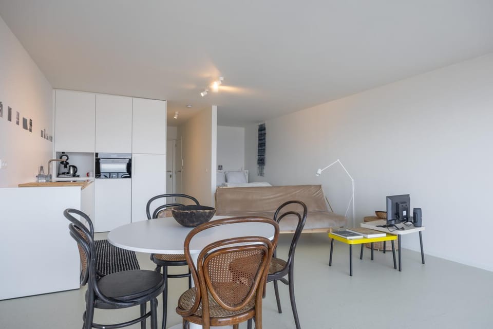 LECOMTE - The Shoreline Experience premium 184 Apartment in Ostend