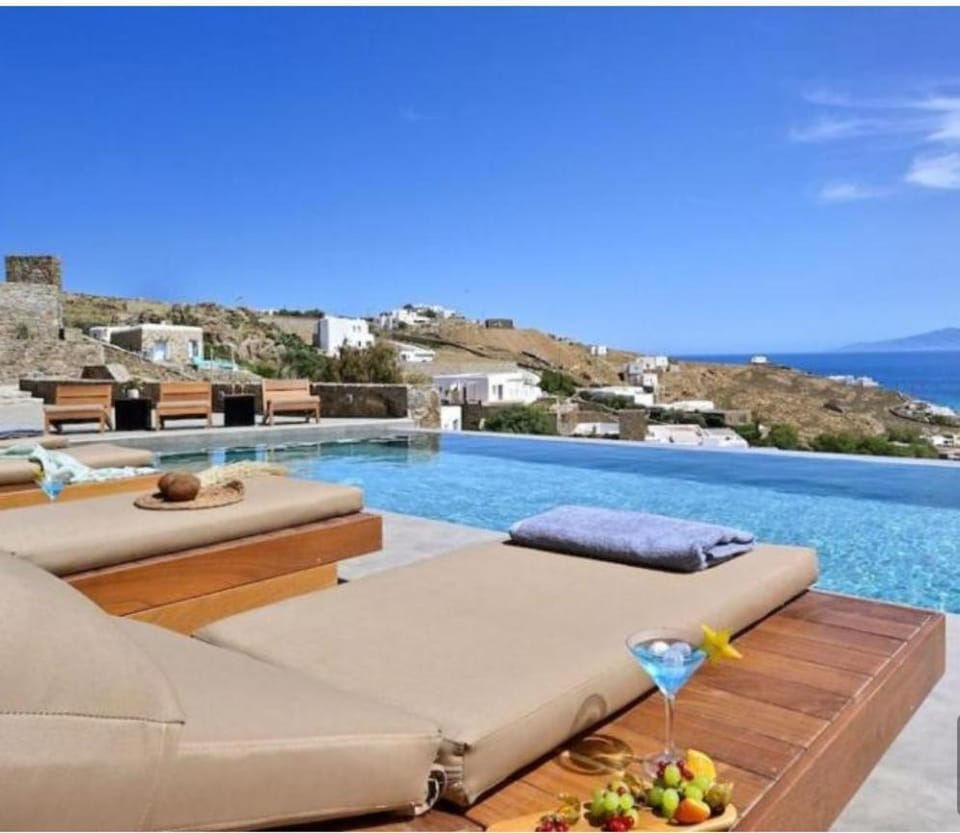Villa Altheon Mykonos Villa in Mykonos, Mikonos 846 00, Greece