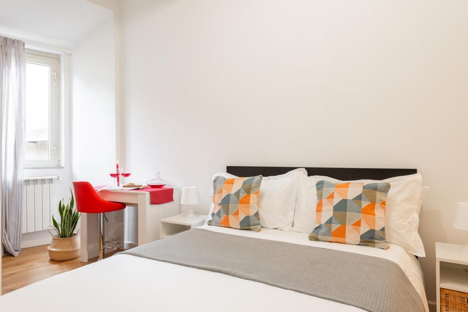 Bed, Bedroom