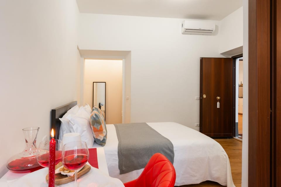 Bed, Bedroom, air conditioner