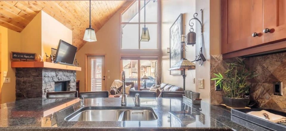 Utopia at Rundle Cliffs Lodge House in Canmore