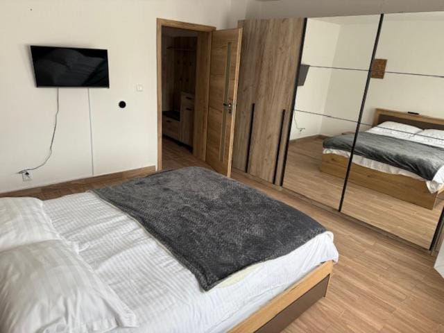 saturn condo Apartment in Brasov