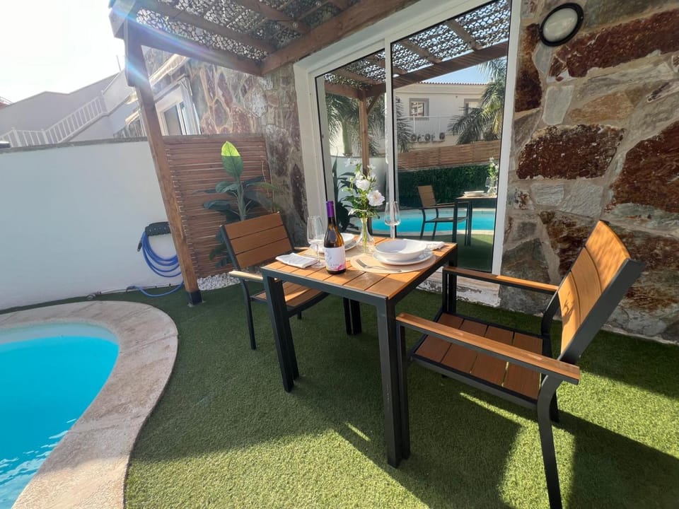 Palmview Private Pool Apartment in Arguineguín