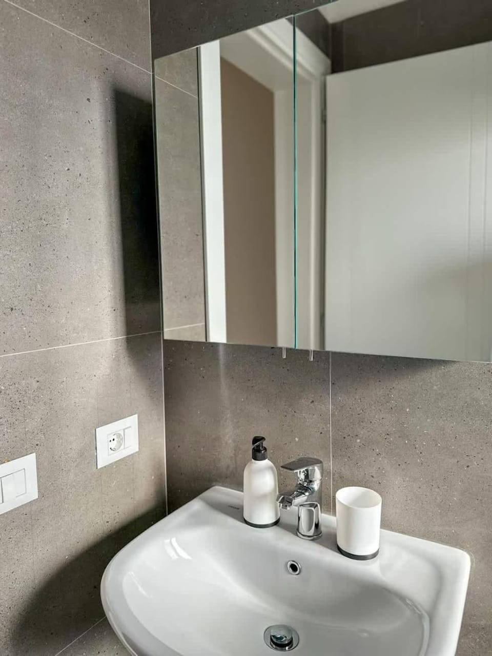 Sunrise Vista Suite - Golem Apartment in Tirana County, Albania