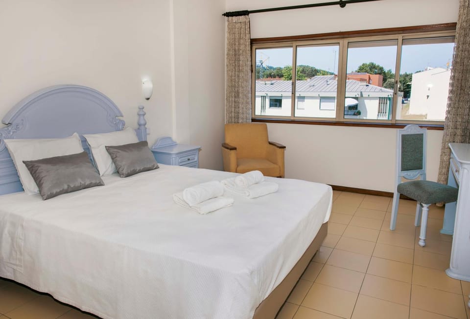 Bed, View (from property/room), Bedroom, towels