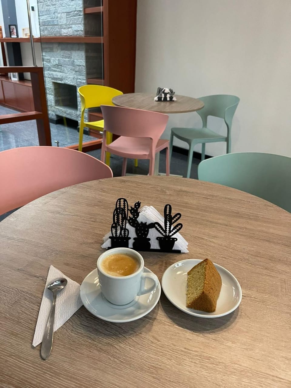 Coffee/tea facilities, Seating area