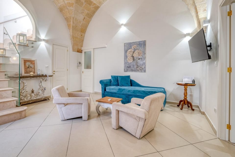 Property building, Living room