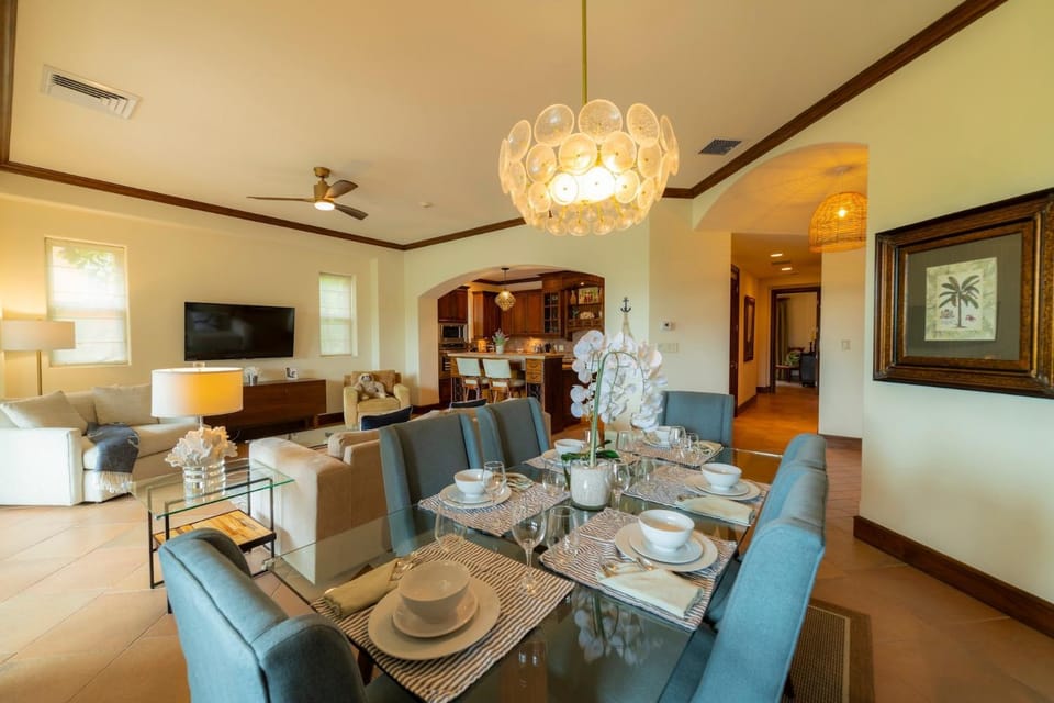 Montebello 4E 3bed 3 bath House in Herradura