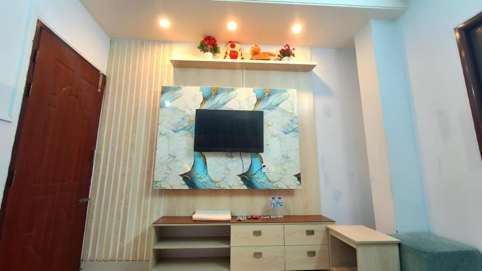 Communal lounge/ TV room, TV and multimedia, Evening entertainment