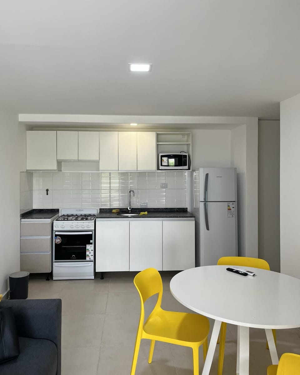 Kitchen or kitchenette, Dining area, oven, toaster