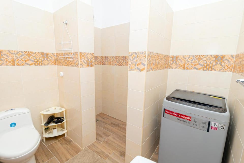 Toilet, Bathroom, washing machine