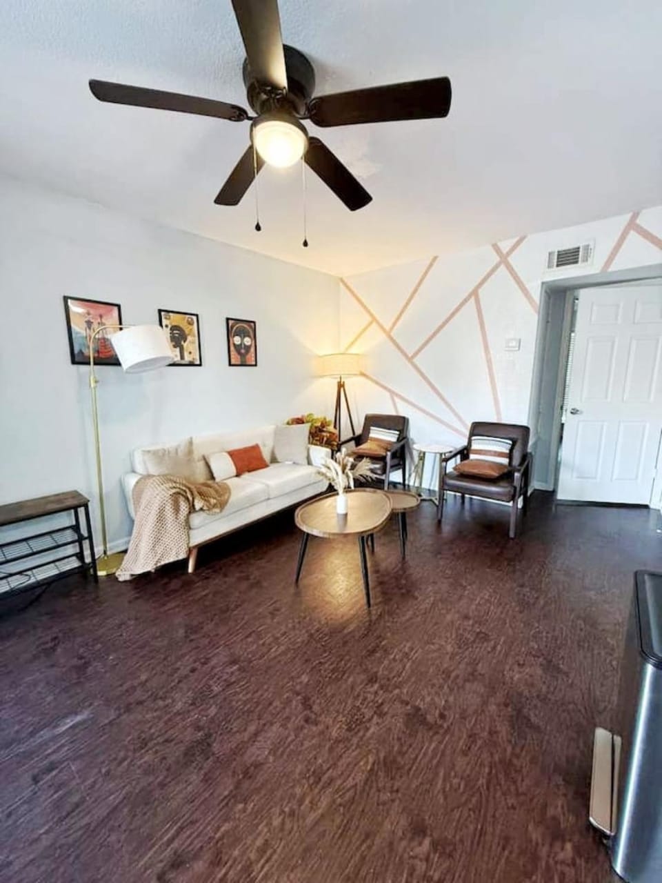 Sleek 1bed 1bath apt by Downtown and Farmers Market Apartment in Houston
