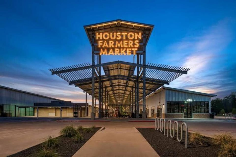 Honey 1 Bed 1 Bath near Downtown and Houston Heights Apartment in Houston
