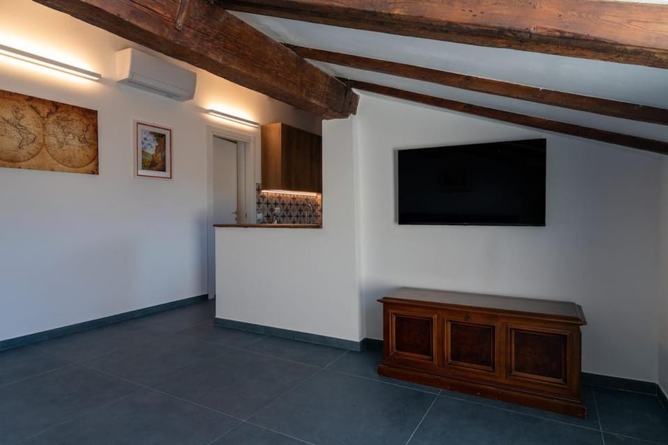Roof 211 Apartment in La Spezia