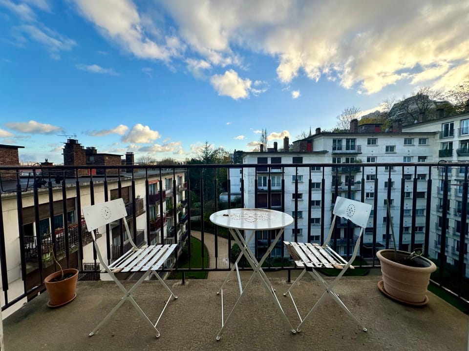 Le Feudon - Grand 2 pièces avec balcon et parking privé Apartment in Saint-Cloud