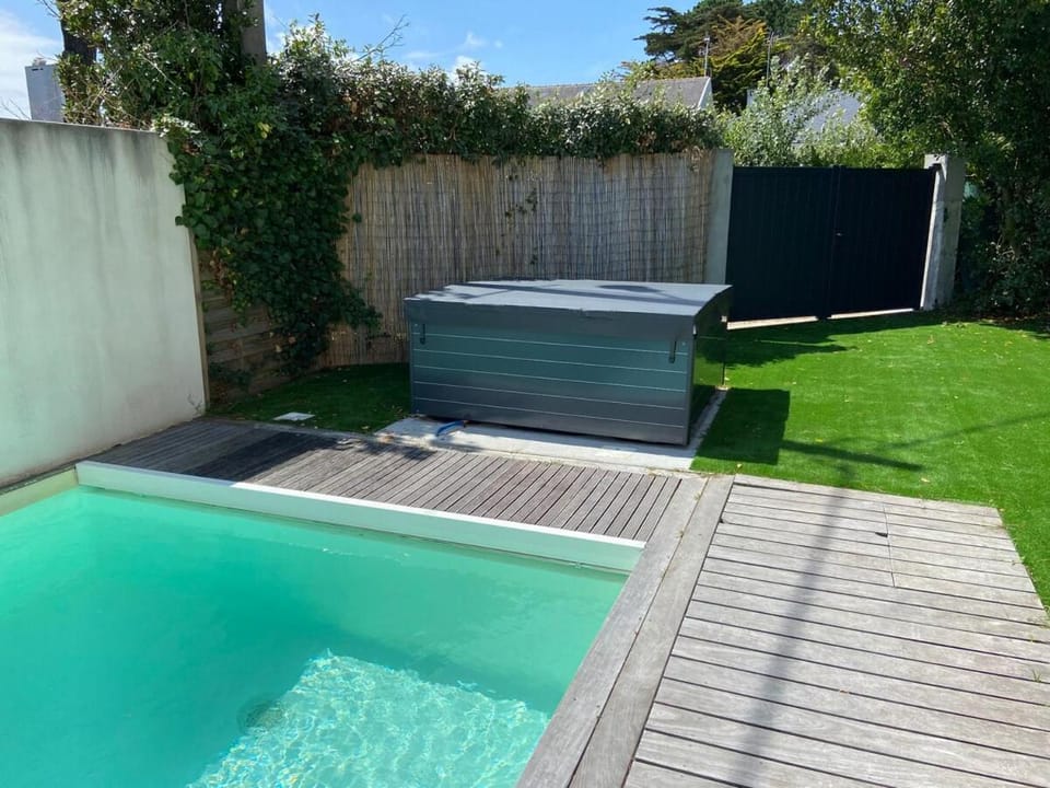 Hot Tub, Garden view, Swimming pool