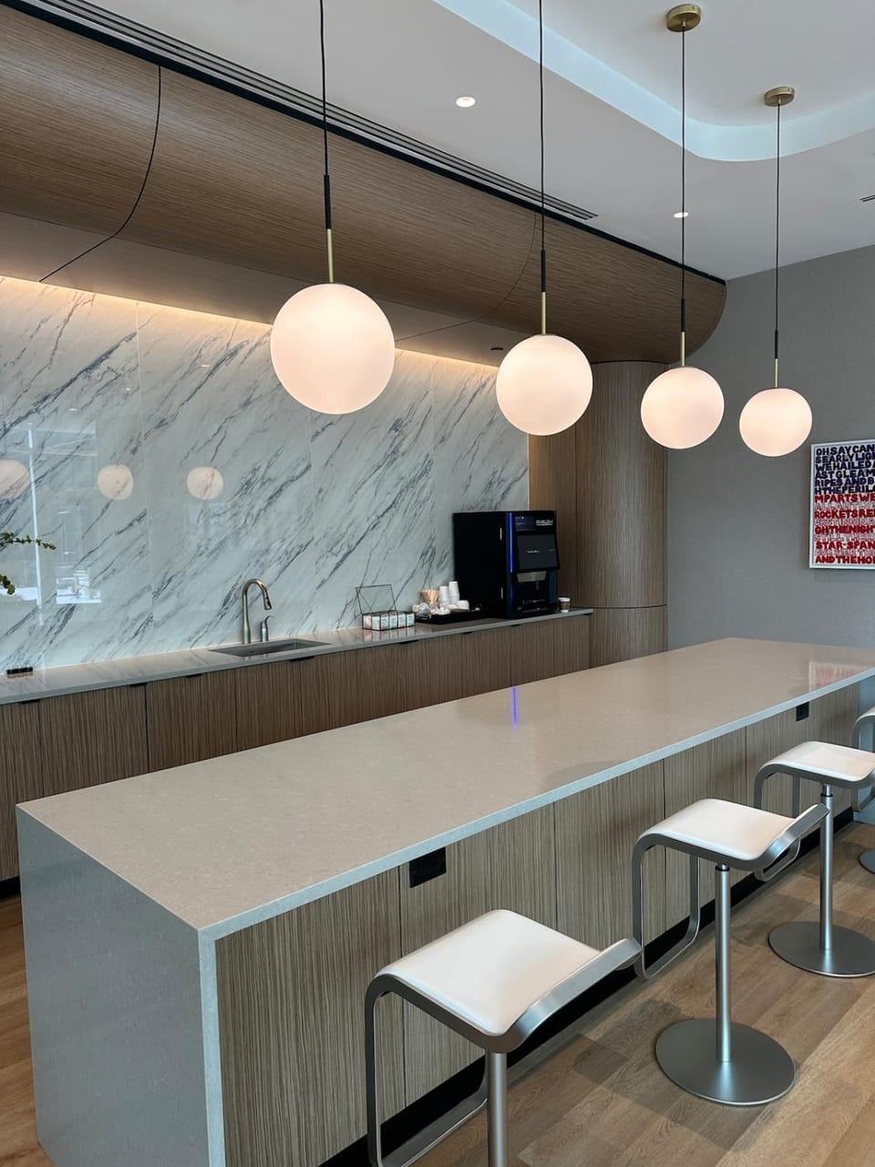 Bright, Modern Studio in White Plans Apartment in White Plains
