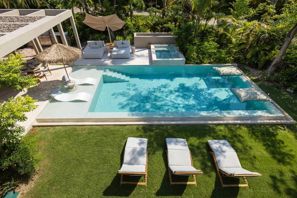Luxury 5BR Villa with Pool Jacuzzi 2 Golf Carts House in Punta Mita