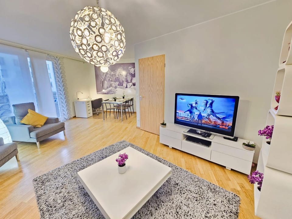 Modern City 1BR w balcony&private parking Apartment in Luxembourg