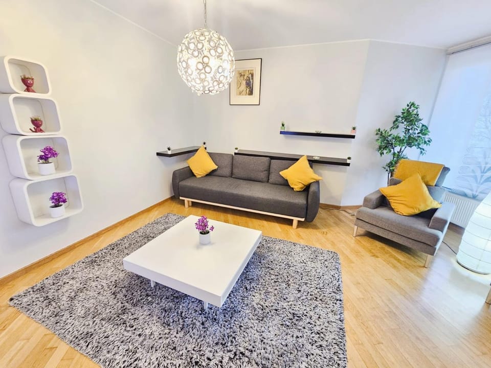 Modern City 1BR w balcony&private parking Apartment in Luxembourg