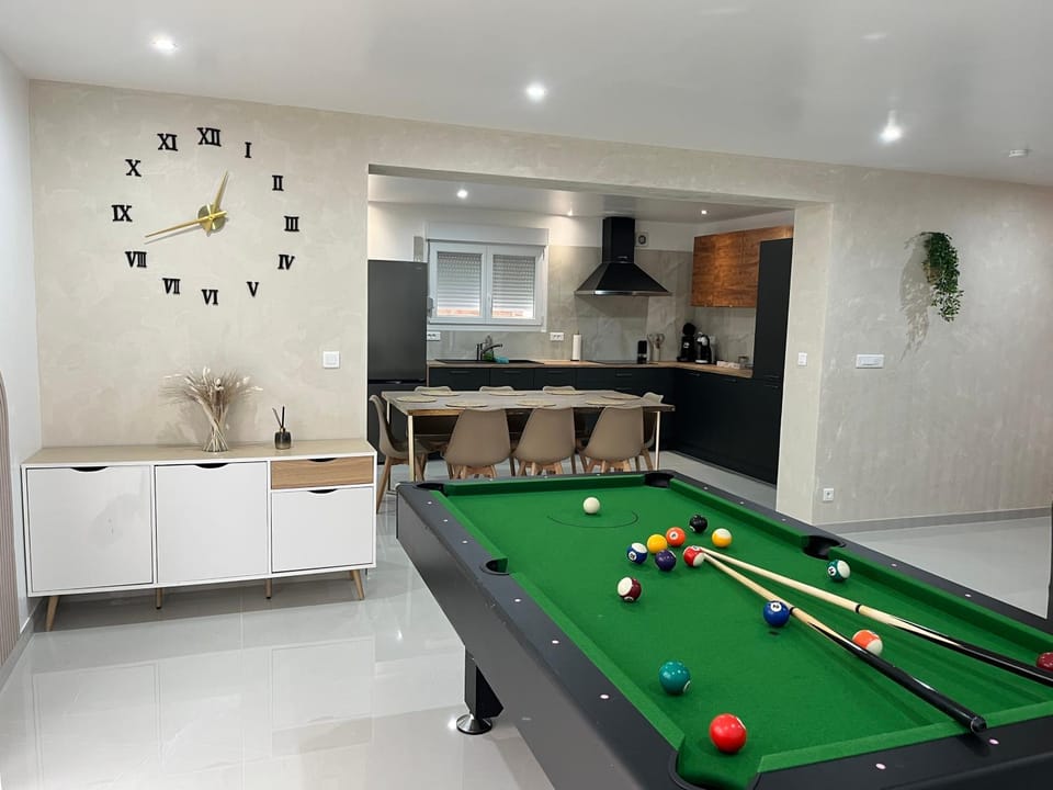 Billiard