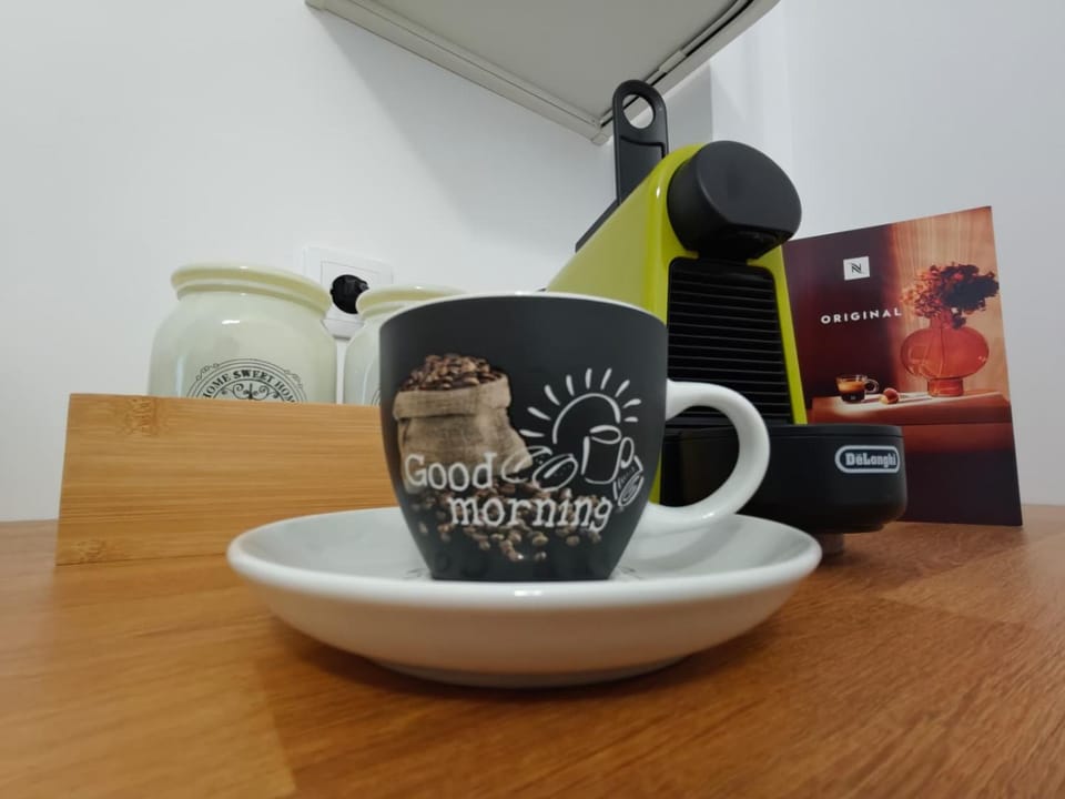 Coffee/tea facilities, Kitchen or kitchenette, kitchen