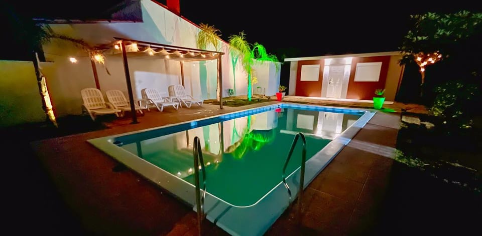 Swimming pool, Swimming pool