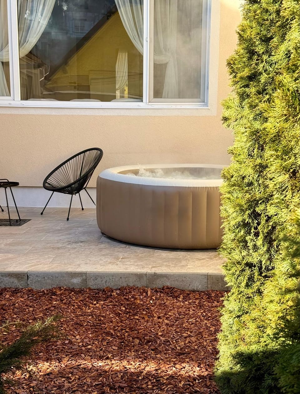 Hot Tub, Seating area, Garden view