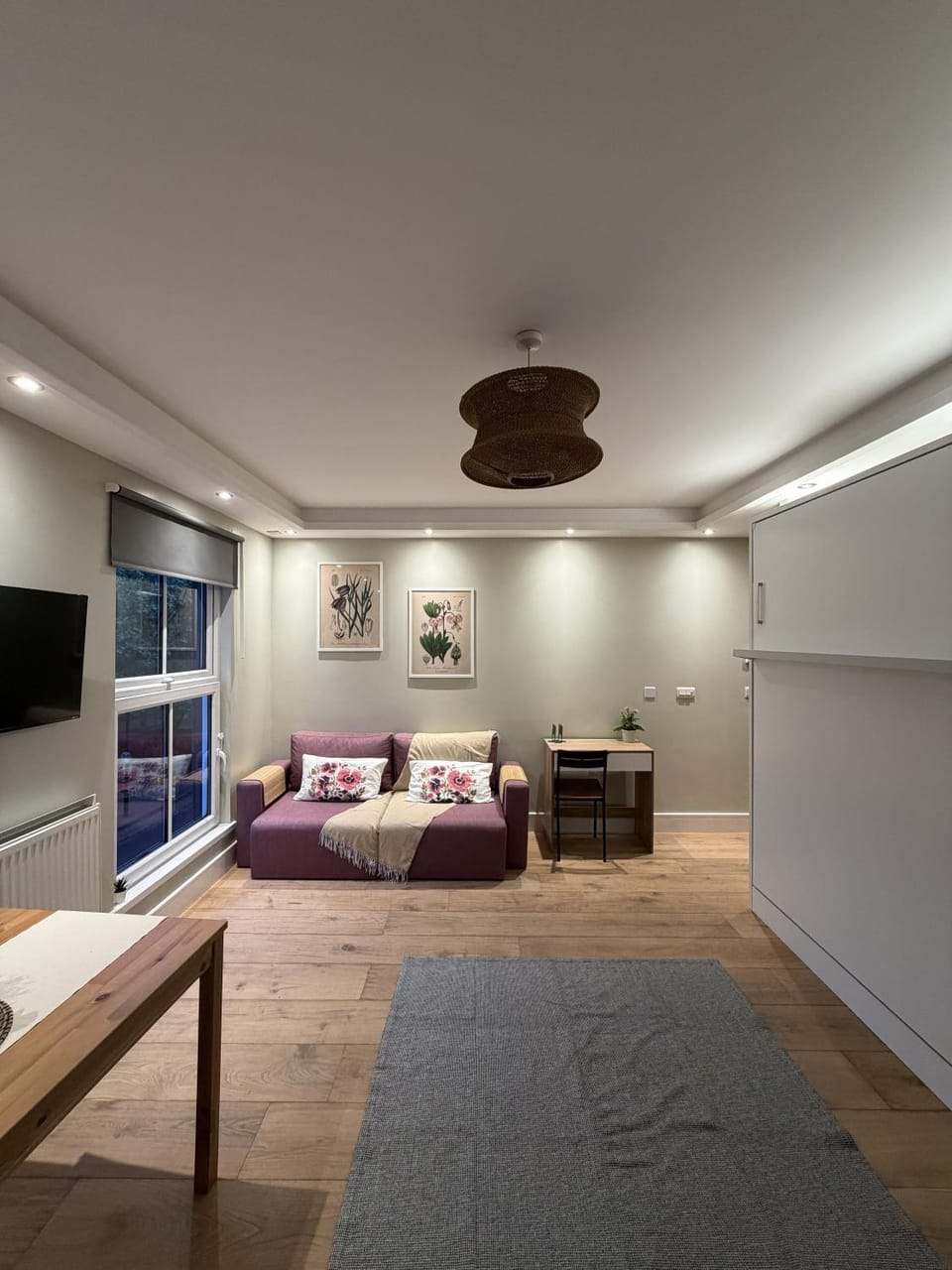 TV and multimedia, Living room, Photo of the whole room, Seating area