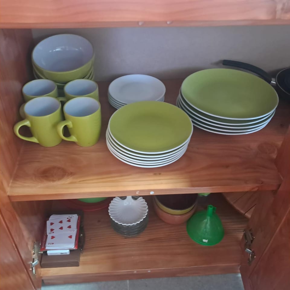 Coffee/tea facilities, Kitchen or kitchenette