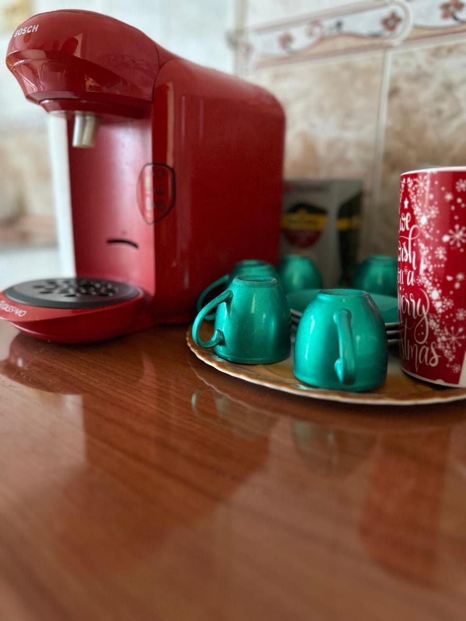 Coffee/tea facilities, Kitchen or kitchenette, Food and drinks, minibar