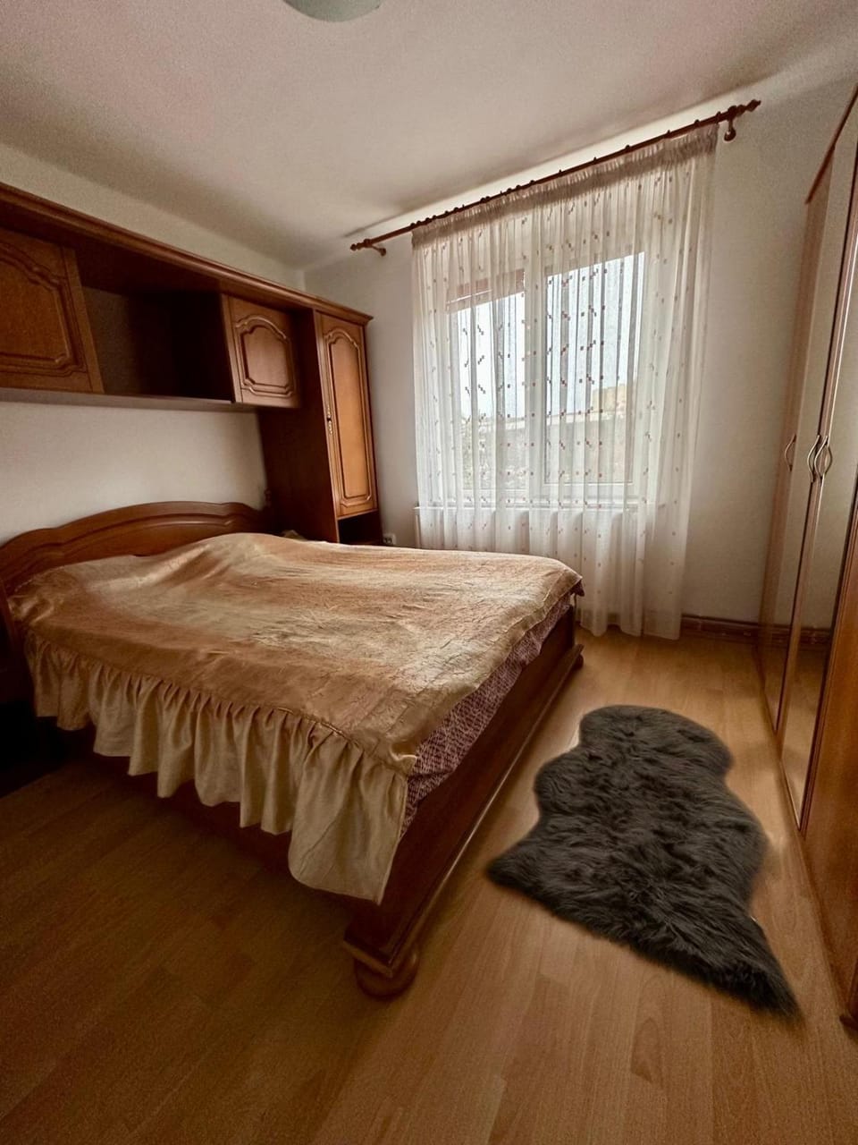 Bed, Photo of the whole room, Bedroom, City view, wardrobe